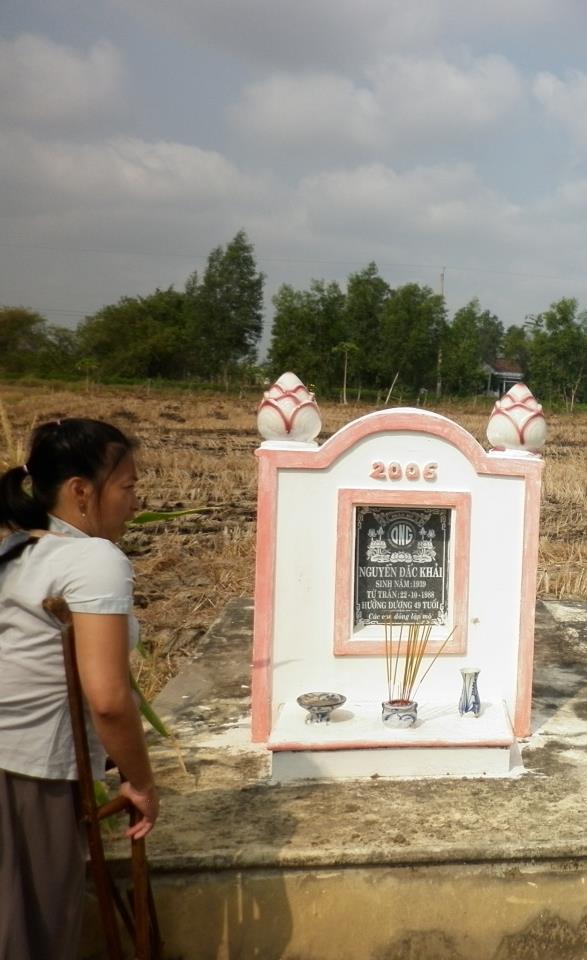 Về thăm Cha